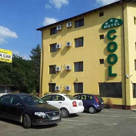 Motel Cool Bărcăneşti 외부 사진